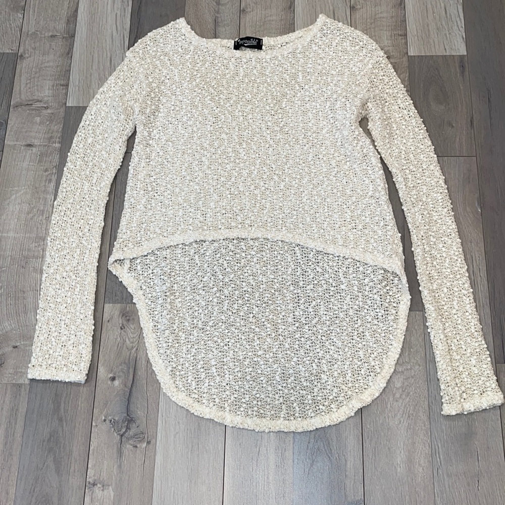 Long sleeve gold top